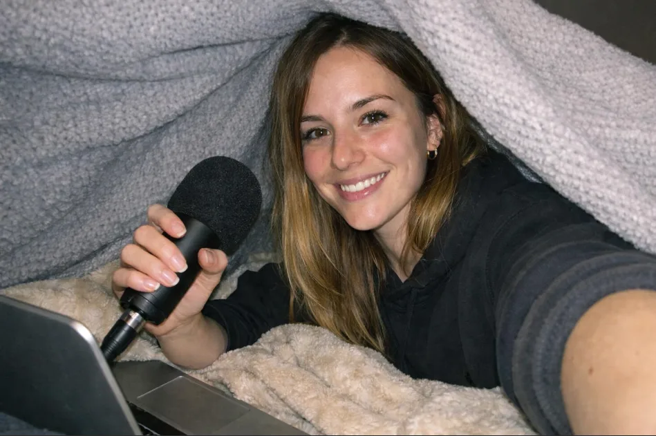 The blanket trick — recording under a duvet as an instant DIY sound booth